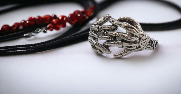 Skeleton Hands Unisex Ring